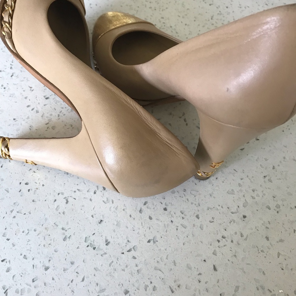 Authentic Chanel heels - Picture 6 of 8